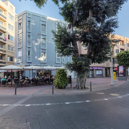 Apartament Comfy Renovated Next To The